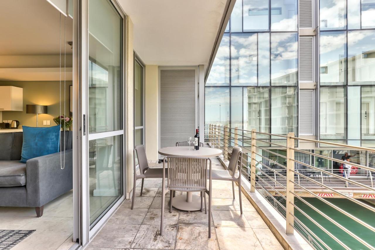 Harbour Bridge Waterfront Apartment Cape Town Exterior photo